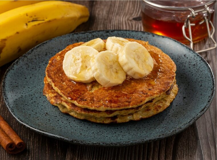 Banana oat pancakes